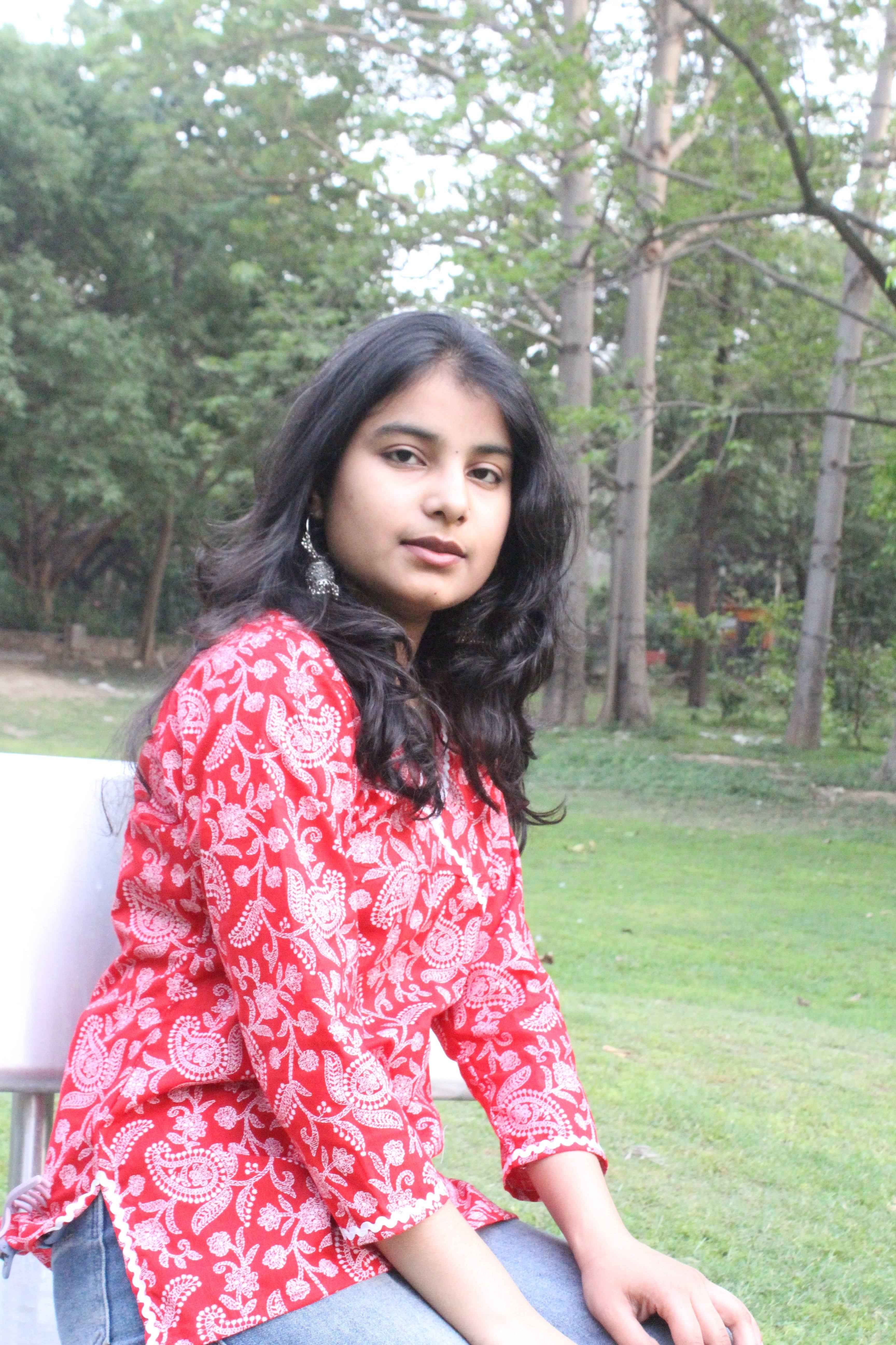 Scarlet Paisley Charm Kurti-2